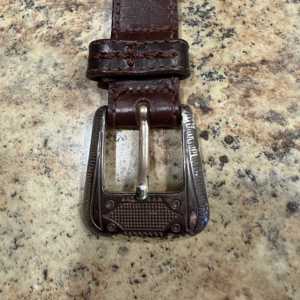 Vintage Fossil 1998 Brown and Silver Tone Leather Belt with Silver Buckle Size M